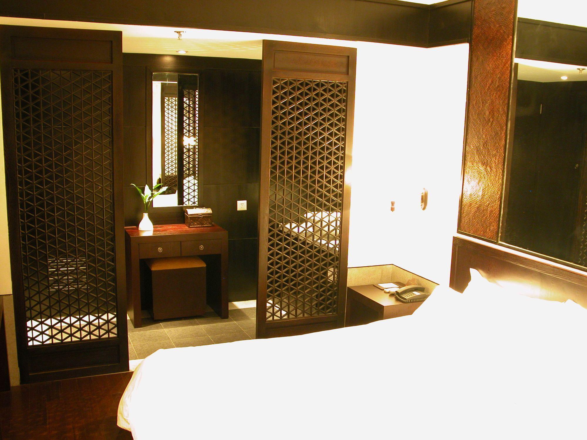 Baolong Homelike Hotel - Wusong Branch Shanghai Exterior photo